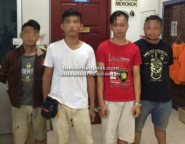  Keempat-empat suspek dibawa ke IPD Serian untuk siasatan lanjut.