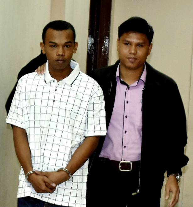  Syamsul dihadapkan ke Mahkamah Sesyen Tawau semalam atas tuduhan cuba memberi rasuah kepada seorang anggota pasukan keselamatan Malaysia pada 27 Mac lepas. — Gambar Bernama