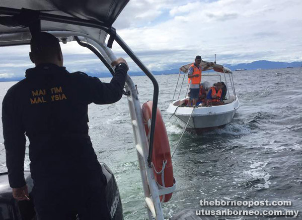  Bot mangsa yang rosak ditunda ke Jeti Maritim Labuan untuk tindakan lanjut.