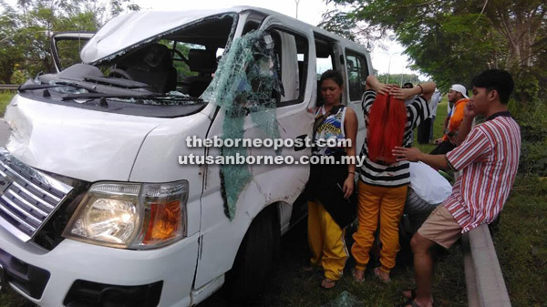  Pemandu dan kesemua penumpang yang menaiki van kru Borneo Rumble Kidz dari Kota Kinabalu terselamat dalam kemalangan terbabit.