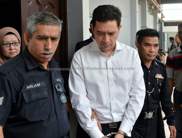  Mohammad Trevor didakwa di Mahkamah Sesyen Ipoh semalam atas pertuduhan mengemukakan tuntutan palsu bernilai RM246,500 membabitkan kerja-kerja menaiktaraf sistem audio visual pameran di Muzium Perak, Taiping pada 2013. — Gambar Bernama