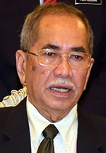 wan junaidi