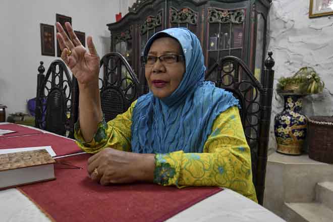  Maimunah berkongsi pengalamannya sebagai wartawan wanita terawal berkhidmat di Utusan Malaysia pada tahun 1968 dalam satu temubual bersama wartawan Bernama baru-baru ini. — Gambar Bernama