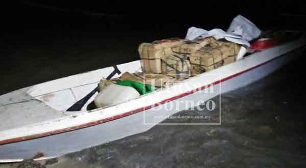 Barangan rampasan bersama bot pancung dibawa ke Pos Maritim Felda Sahabat untuk siasatan dan tindakan lanjut.