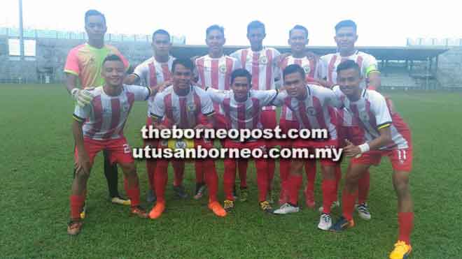  Skuad Belia Sarawak berpuas hati sekadar mencatat keputusan seri 1-1 ketika melayan kunjungan SSTMI B17 di Stadium Sarawak, petang Ahad lalu.