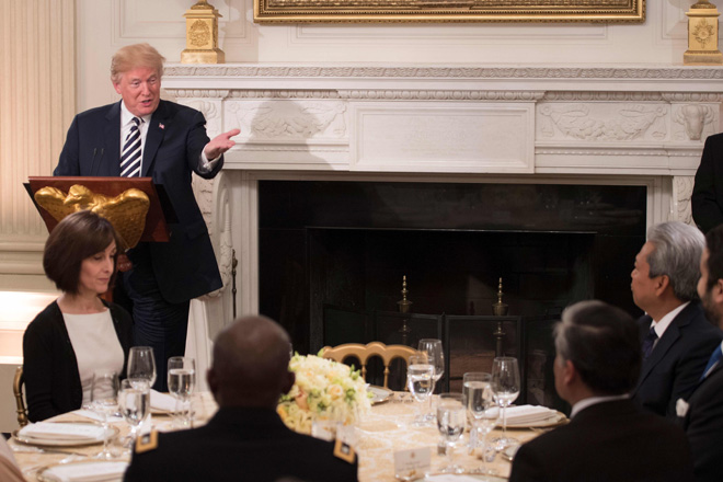  Trump ketika berucap pada majlis iftar di Rumah Putih di Washington kelmarin. — Gambar AFP