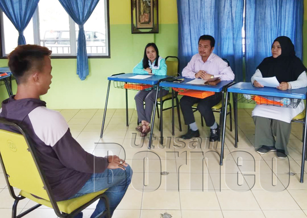 SESI temuduga peserta program kerjaya di Taman Seri Puteri, Kota Kinabalu.