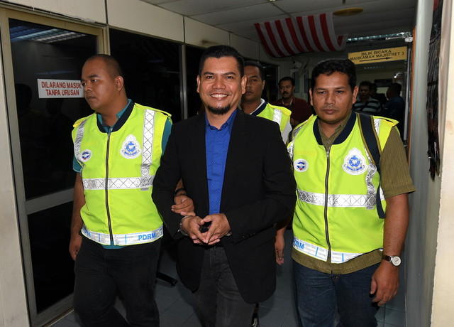 Jamal mengaku tidak bersalah di Mahkamah Majistret Ampang hari ini atas pertuduhan meninggalkan negara ini secara haram, Mei lalu. - Gambar Bernama 