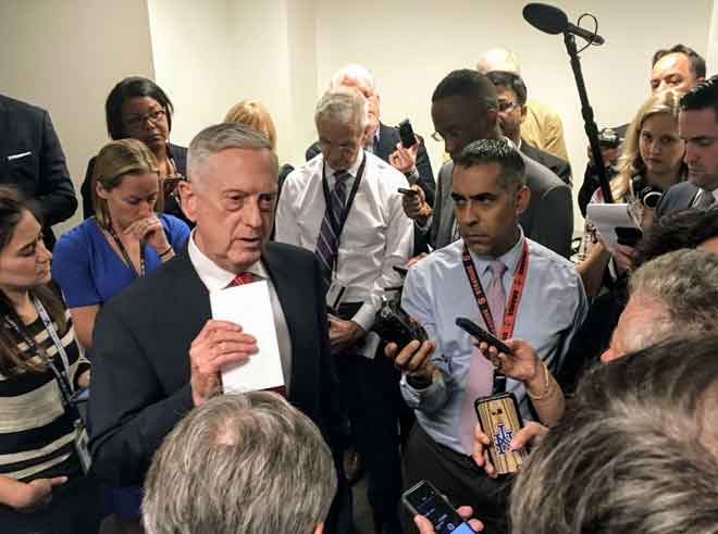  Mattis ketika ditemu bual oleh wartawan di Pentagon, Washington                       kelmarin. — Gambar AFP