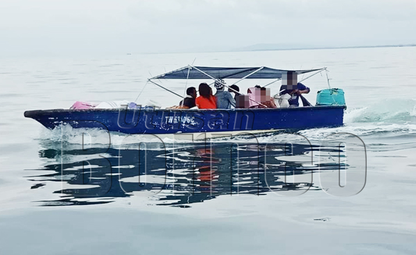 PPM Tawau menahan bot ini semasa berada di perairan Tg Saima, Bandar Tawau dalam Op Gelora.