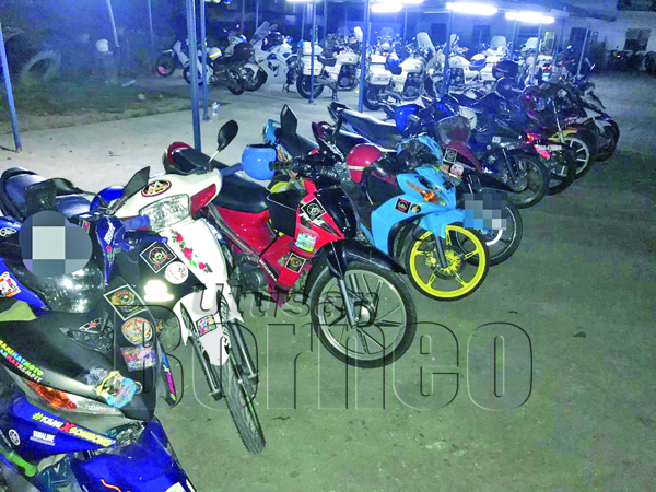 ANTARA motosikal yang disita dalam operasi itu.