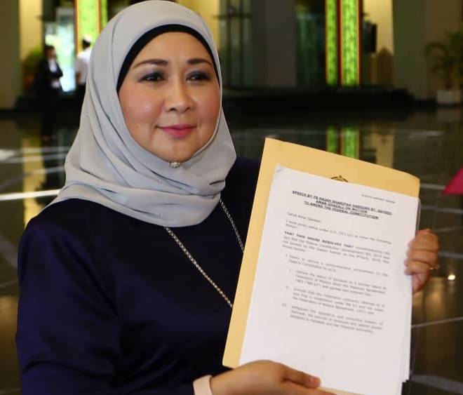 Dewan Undangan Negeri Sarawak Lulus Usul Komprehensif Bagi Pinda Perlembagaan Persekutuan Utusan Borneo Online