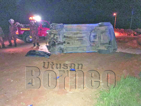 KEADAAN Perodua Viva yang terlibat dalam kemalangan itu.