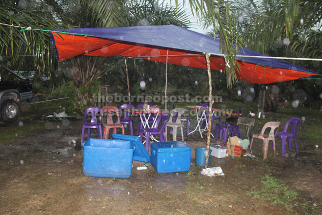  Kawasan terbuka di Ladang Sawit, Hujung Jalan Makasing, Medamit yang diserbu polis kelmarin.