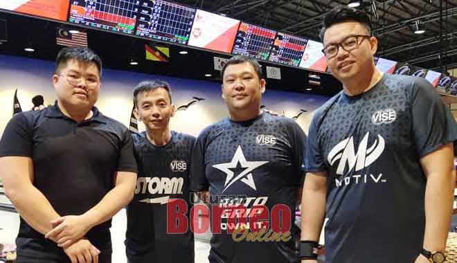  (Dari kiri) Yean Chia Ming, Lim Cho Kwang, Benny Teo dan Willing Chung mewakili Elite yang mencatat kemenangan terbesar pada minggu lepas. 