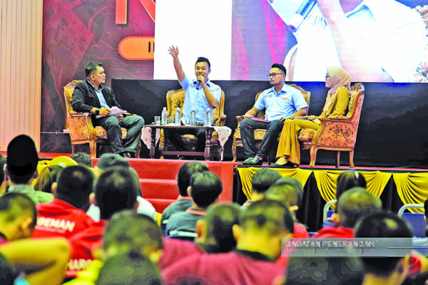  Forum Apa Kata Anak Malaysia.