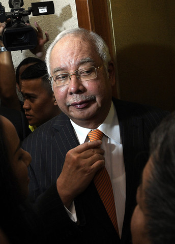 Najib hadir di Kompleks Mahkamah Kuala Lumpur hari ini. - Gambar Bernama 