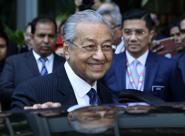 Tun Dr Mahathir- gambar fail Bernama