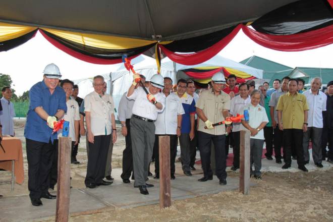  Pembangunan di luar bandar tidak pernah dipinggirkan agar rakyat Sarawak menikmati manfaat usaha kerajaan negeri.