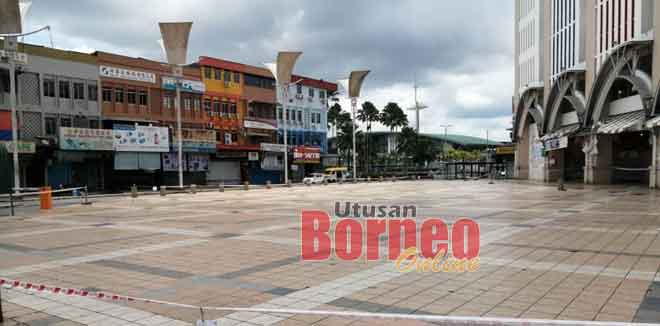  Pasar tamu di kawasan terbuka Pasar Sentral Sibu kekal ditutup sehingga dikeluarkan notis baharu.