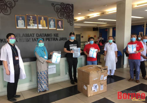 Covid 19 Klinik Kesihatan Petra Jaya Sedia Tingkatkan Kapasiti Pusat Saringan Dan Pensampelan Pandu Lalu Utusan Borneo Online