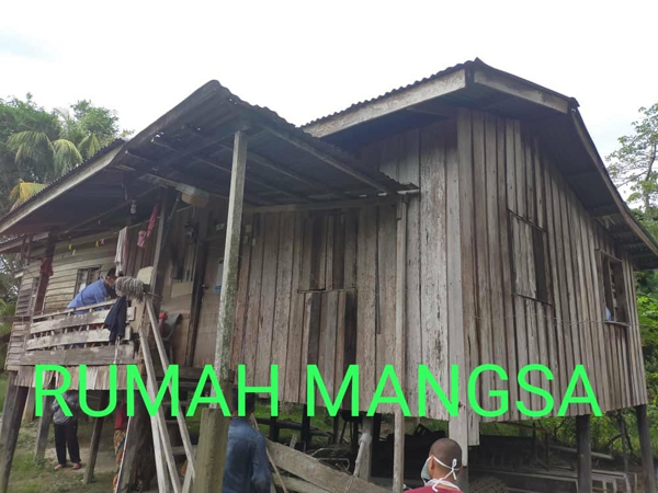  Lokasi kejadian wanita ditikam di bahagian dada oleh lelaki tidak dikenali.