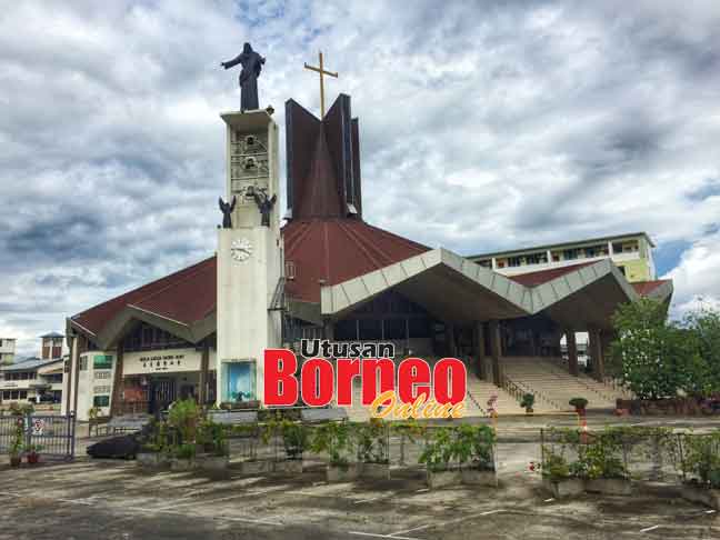  Gereja Sacred Sibu iya nya palan pengereja pengawa Katolik Sibu.