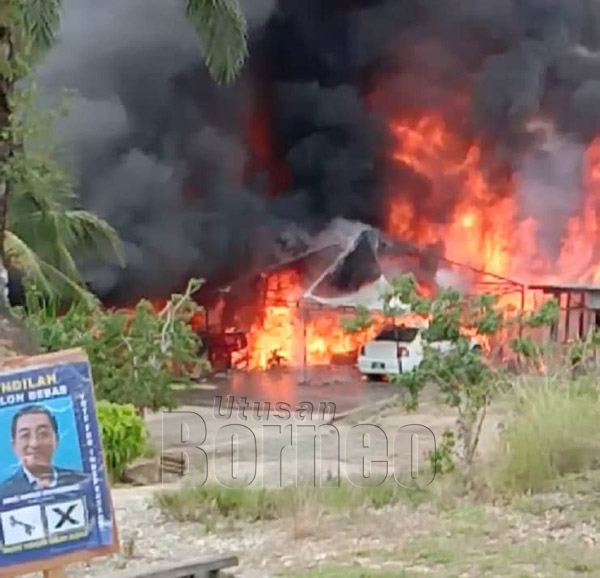  Kediaman penyandang ADUN Labuk musnah terbakar.