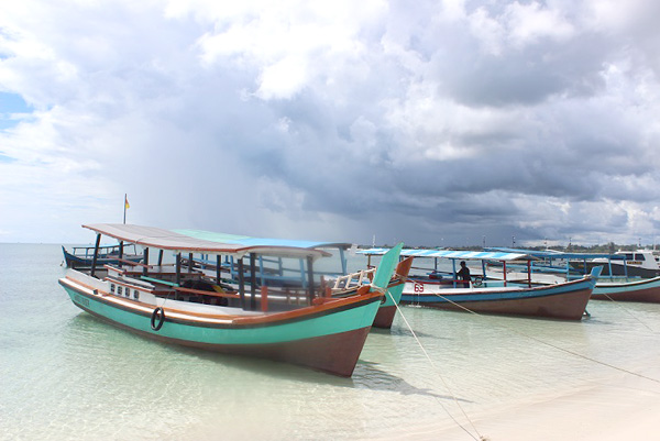 NELAYAN….perahu-perahu nelayan di Belitung.