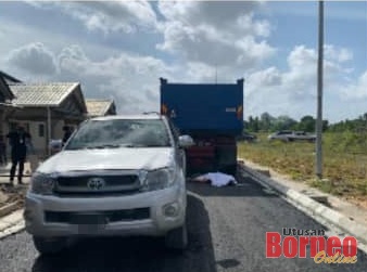 Mangsa disahkan maut di lokasi kejadian. - Gambar ihsan polis