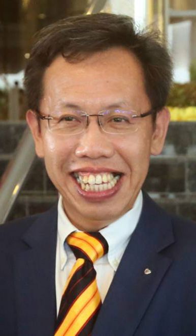 DR SIM KUI HIAN