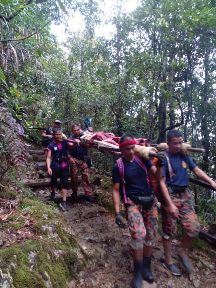 Wanita sesak nafas, sakit perut semasa mendaki Gunung Kinabalu