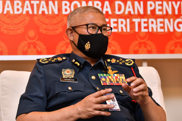 Mohammad Hamdan bercakap pada sidang media selepas Majlis Anugerah Perkhidmatan Cemerlang dan Perkhidmatan 30 Tahun di sebuah hotel semalam. - Gambar BERNAMA