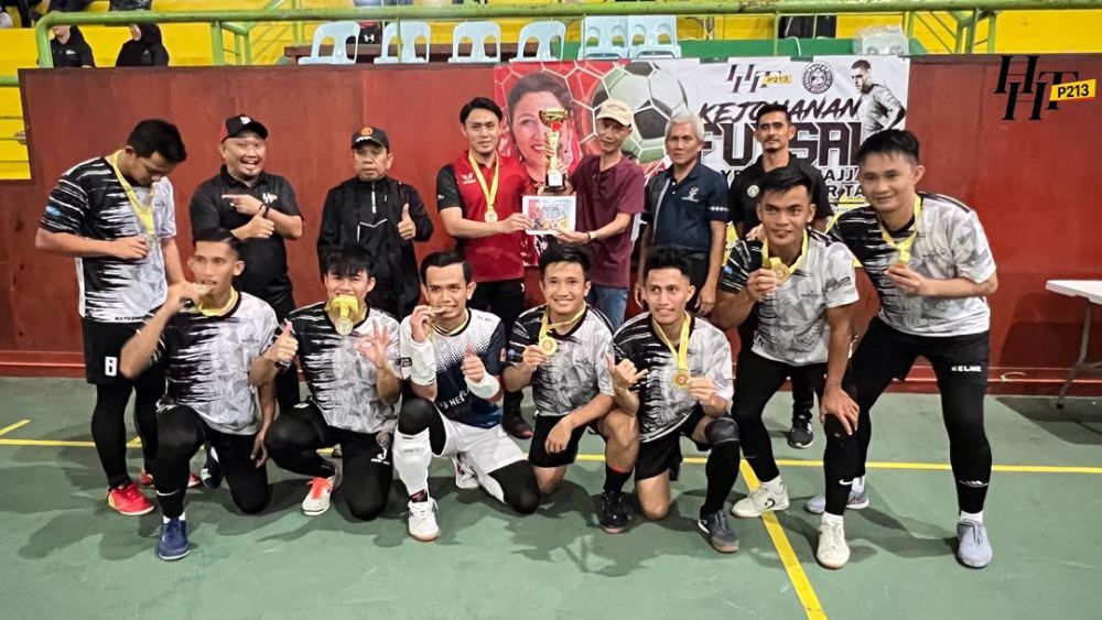 Kumpulan Nafas X yang menjadi johan bagi kategori lelaki dalam Piala HHT yang julung kali diadakan.