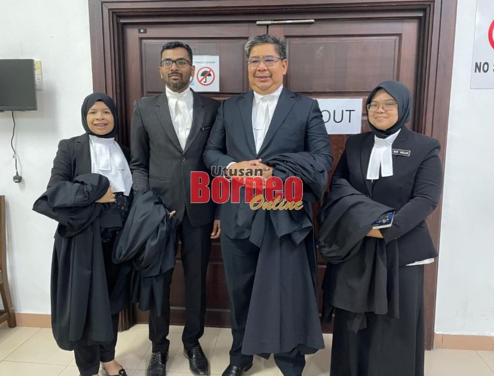Barisan peguam dari Jabatan Peguam Negara Malaysia (Dari kiri) Nur Syazwani, Saravanan, Al-Saifi dan Nor 'Aqilah yang mewakili responden kedua dan ketiga.