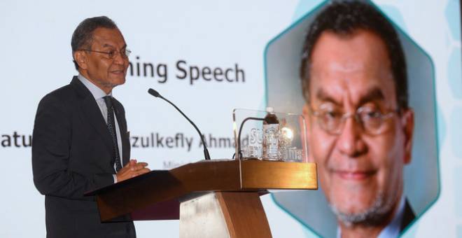  Dr Dzulkefly ketika merasmikan Simposium Bioperubatan  Cambridge-Oxford Sunway ketiga bertajuk  'Diabetes: Melenyapkan Pembunuh Senyap' di sini hari ini. - Gambar Bernama 