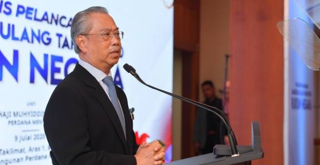 Muhyiddin ketika berucap melancarkan sambutan Ulang Tahun ke-50 Rukun Negara di Bangunan Perdana Putra hari ini. - Gambar Bernama 