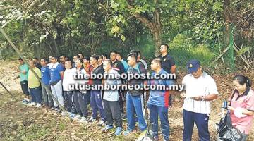 AKTIVITI SIHAT: Sebahagian daripada anggota PDRM Bintulu yang turut serta dalam latihan berkenaan.