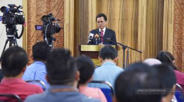 SHAFIE bercakap kepada media. 