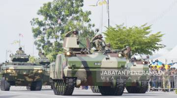 KERETA kebal yang menjadi aset pasukan keselamatan negara turut dipersembahkan pada sambutan Hari kebangsaan peringkat negeri Sabah.