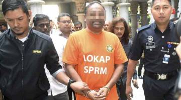 DIREMAN: Anggota Parlimen UMNO bergelar ‘Datuk Seri’ direman selama empat hari di Mahkamah Majistret semalam bagi membantu siasatan berkaitan dakwaan rasuah. — Gambar Bernama