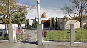 Masjid di Christchurch yang merupakan lokasi insiden serangan bersenjata, semalam.