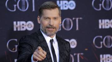 BINTANG FILEM: Nikolaj Coster-Waldau semasa tiba untuk tayangan perdana musim terakhir ‘Game of Thrones’ di Radio City Music Hall di New York, AS baru-baru ini. Nikolaj Coster-Waldau, yang membintangi dalam siri TV kegemaran ramai ‘Game Of Thrones’ sebagai Jaime Lannister akan berlakon sebagai Rico, seorang pegawai polis yang keletihan dalam sebuah filem mengenai serangan pengganas pada tahun 2015 di Copenhagen.— Gambar Reuters