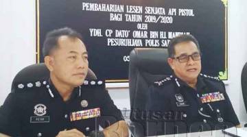 OMAR mengesahkan seorang pemuda yang mengikuti sesi temuduga konstabel di IPD Tawau ditangkap, selepas didapati positif ganja. Turut kelihatan, Ketua Polis Daerah Tawau ACP Peter Umbuas.