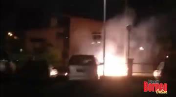 TERBAKAR: Suis utama elektrik Hospital Semporna terbakar.
