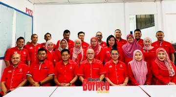 ALBUM: Faisyal bersama-sama ahli jawatankuasa BERSATU bahagian Kota Kinabalu, Srikandi BERSATU Kota Kinabalu dan Armada BERSATU Kota Kinabalu yang diumum kesemua menang tanda tanding.