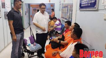 LAWAT: Koh dilihat datang ke Hospital Besar Tawau melawat mangsa terbabit.