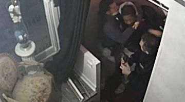 BUKTI: Rakaman video pada 27 November yang tular di media sosial memaparkan Michel Zecler dipukul oleh anggota polis di pintu masuk studio muzik di Paris. — Gambar AFP