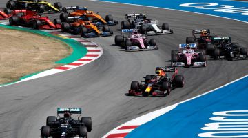 GAMBAR HIASAN: Aksi perlumbaan pada Formula 1 Grand Prix Sepanyol di Litar Catalunya pada 16 Ogos 2020 di Montmelo. — Gambar AFP