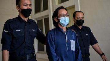 Radhi OAG mengaku tidak bersalah di Mahkamah Majistret Petaling Jaya hari ini atas pertuduhan mencederakan bekas isterinya di sebuah tempat parkir di Kota Damansara dua hari lalu. -Gambar Bernama